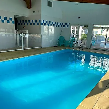 Renove Pour 4 A 5 Personnes A Cassen *